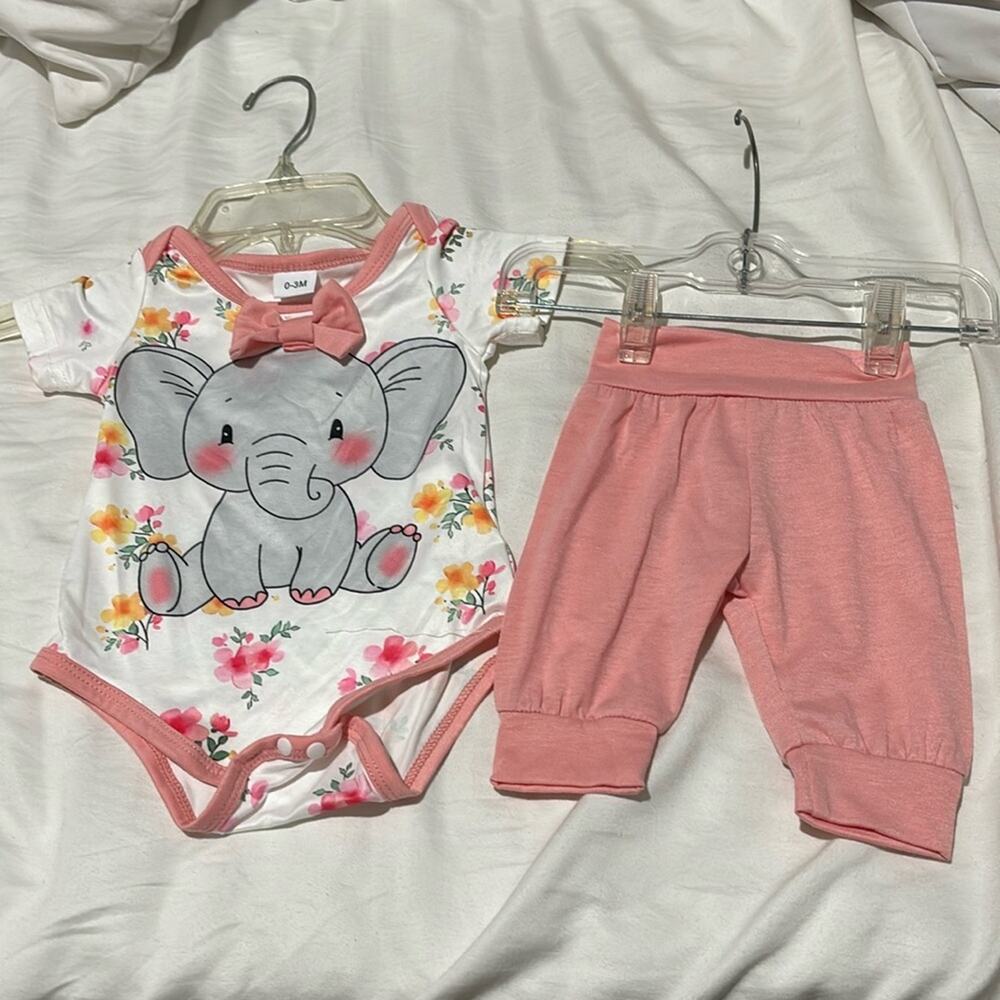 Baby 0-3 elephant onesie peach pink bow/ pink pants nwot perfect